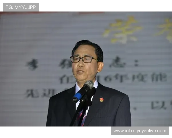 李强的网球人生深度对话:探索竞技精神与人生哲学的交汇点 李强的网球人生深度对话:探索竞技精神与人生哲学的交汇点